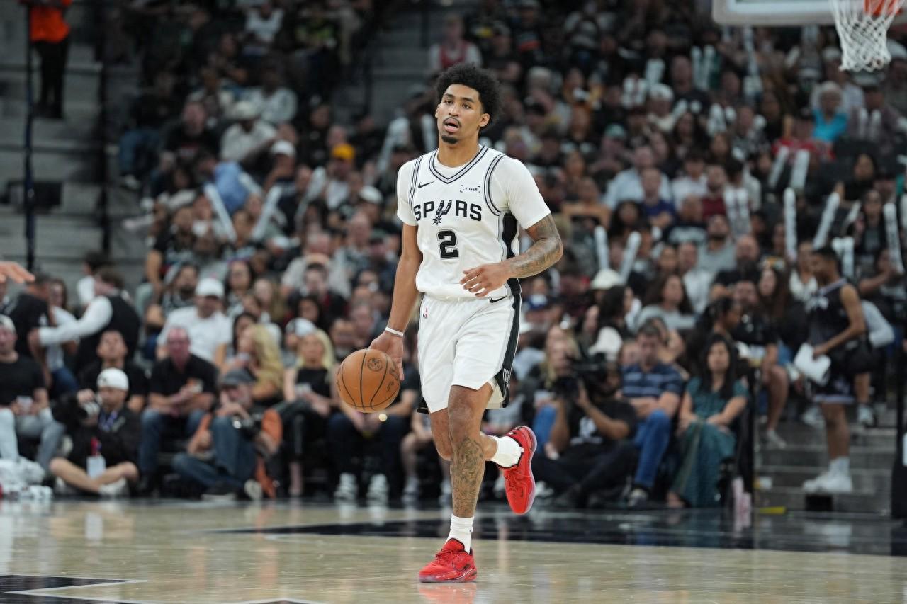 HuaTiHui-就在今天,老大不在,20岁哈珀爆发,创造80年NBA独一无二的纪录